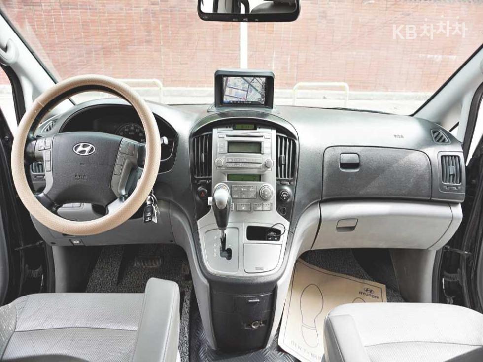 Hyundai Starex — miniaturë 10