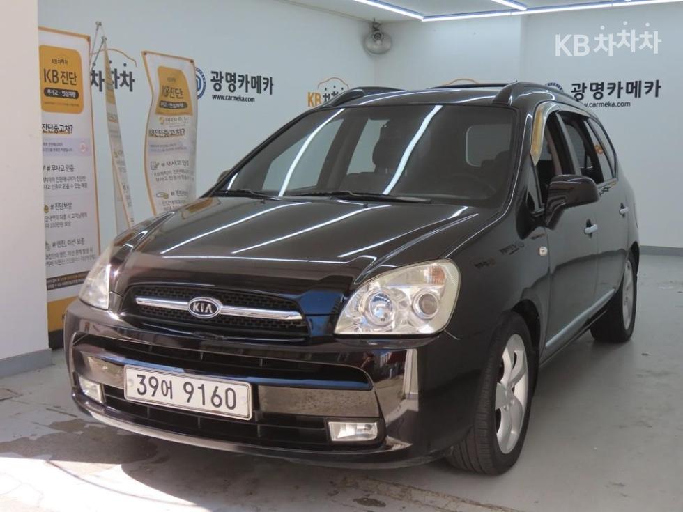 Kia Carens — miniaturë 2