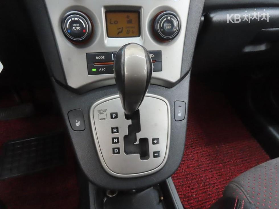 Kia Carens — miniaturë 14