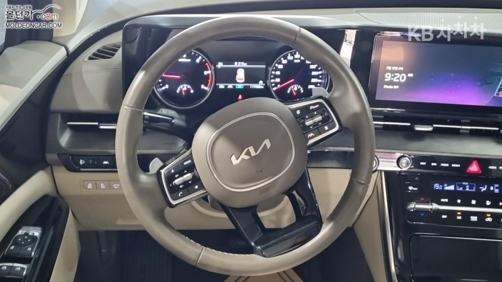Kia Carnival — miniaturë 11