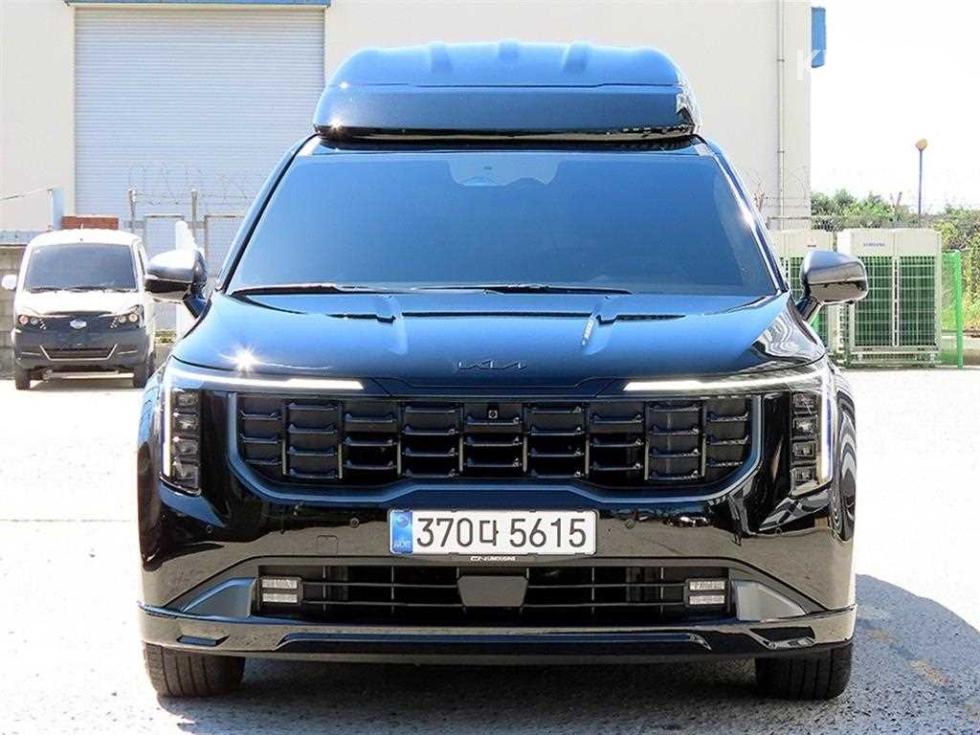 Kia Carnival — miniaturë 2