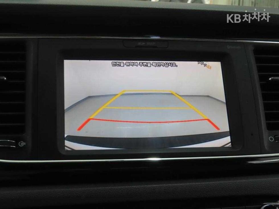 Kia Carnival — miniaturë 14