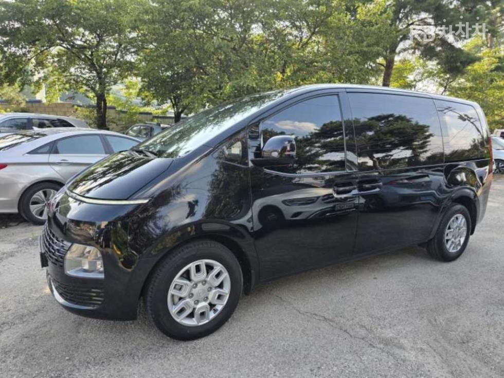 Hyundai Staria — miniaturë 3
