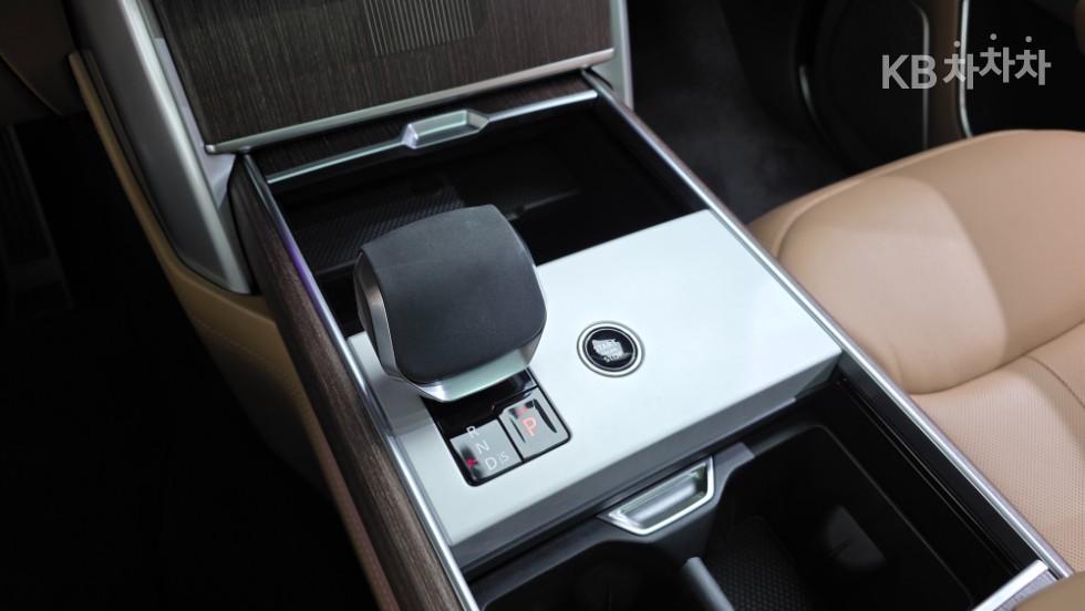 Land Rover Range Rover — miniaturë 13