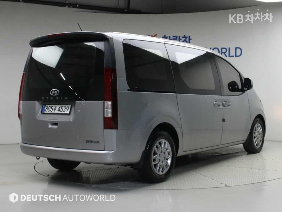 Hyundai Staria — miniaturë 2