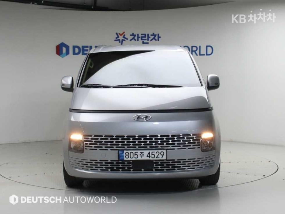 Hyundai Staria — miniaturë 3