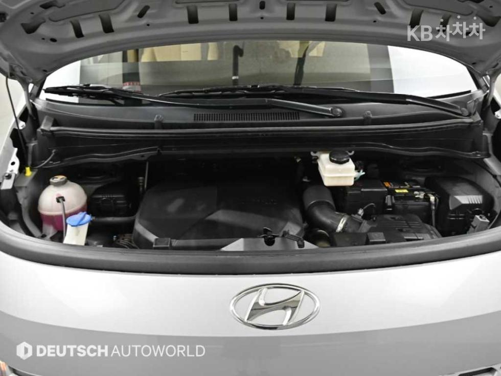 Hyundai Staria — miniaturë 6