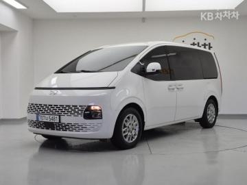 Hyundai Staria 2.2 투어러 11 모던 — foto 1