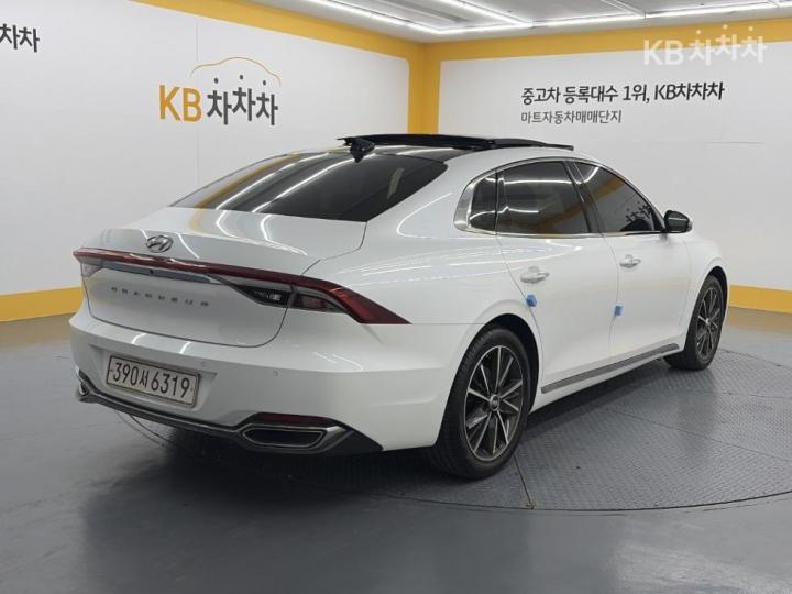 Hyundai Grandeur — miniaturë 4