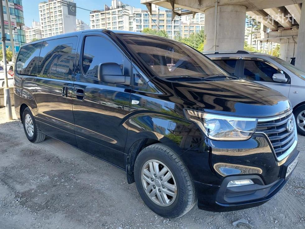 Hyundai Starex — miniaturë 3