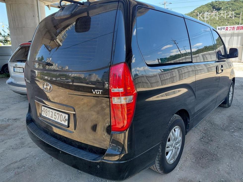 Hyundai Starex — miniaturë 4
