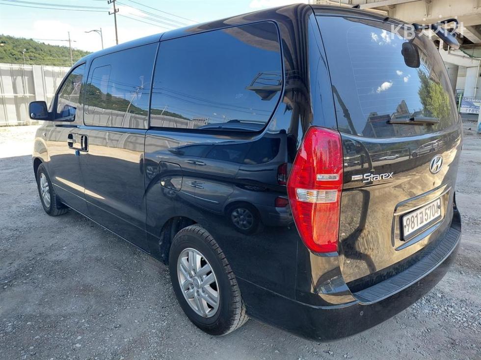 Hyundai Starex — miniaturë 6