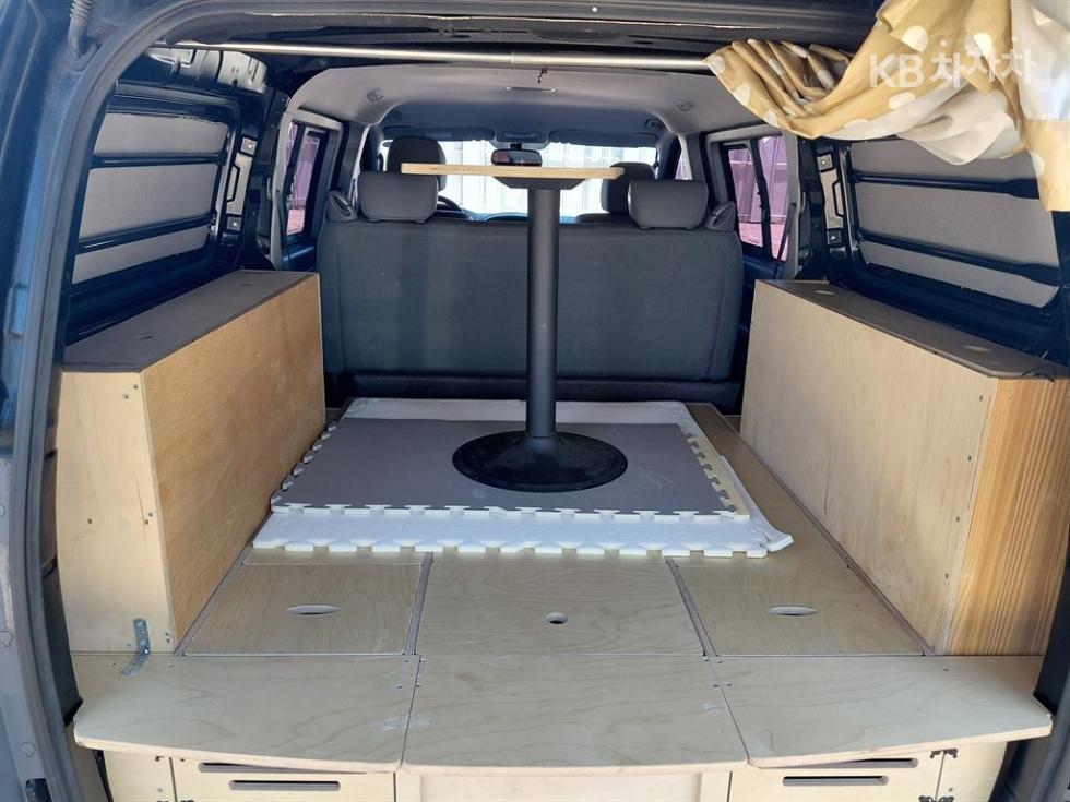 Hyundai Starex — miniaturë 7