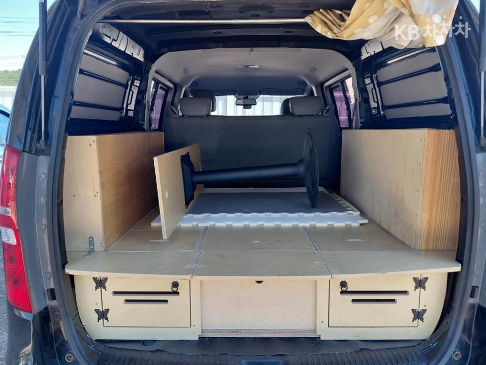 Hyundai Starex — miniaturë 8