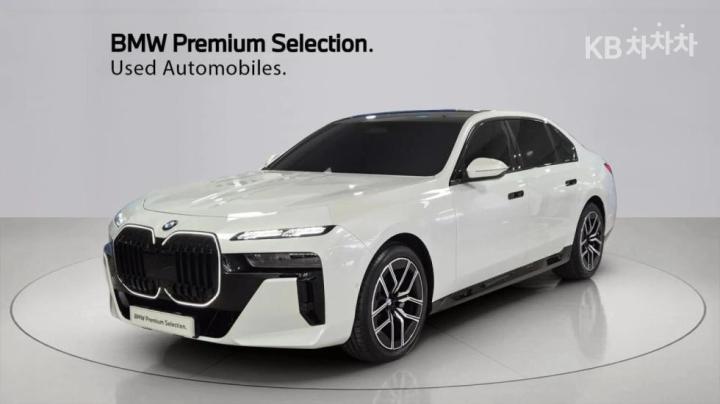 BMW 7er 740d xDrive M Sport — foto 1