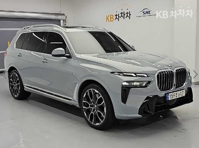 BMW X7 — miniaturë 4