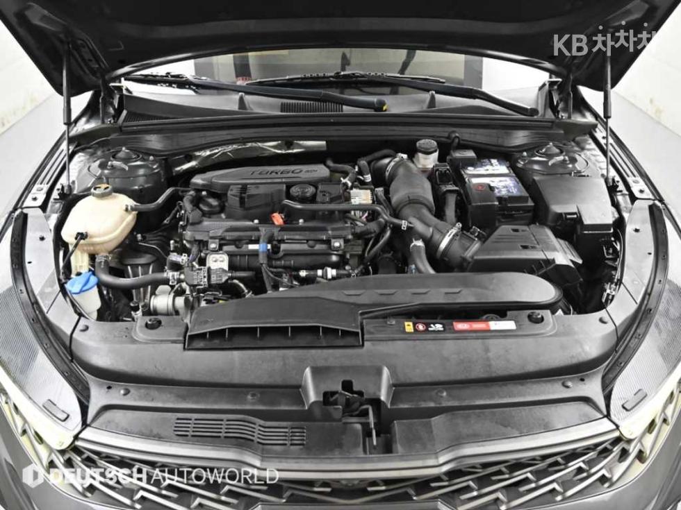 Kia K5 — miniaturë 6