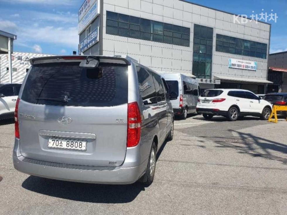 Hyundai Starex — miniaturë 2