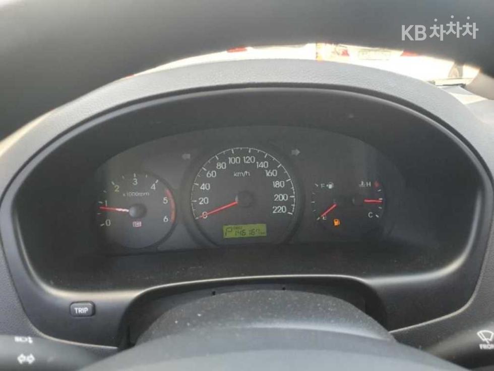 Hyundai Starex — miniaturë 3