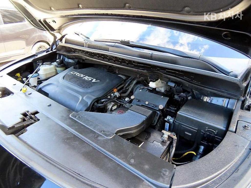 Kia Carnival — miniaturë 19
