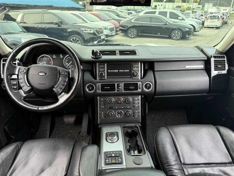 Land Rover Range Rover — miniaturë 8