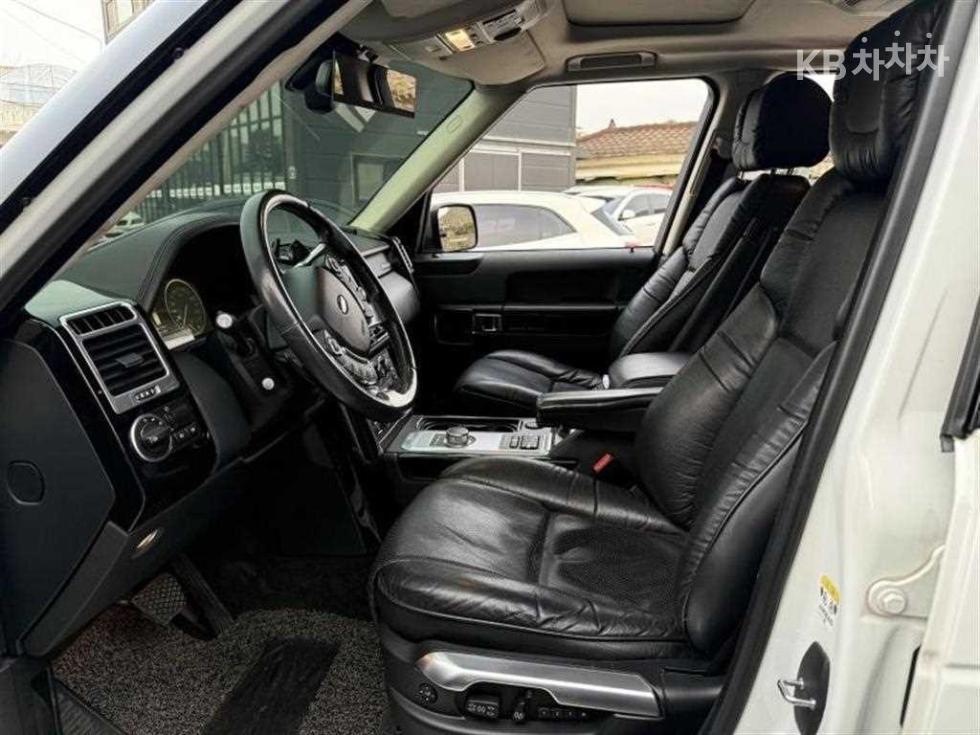Land Rover Range Rover — miniaturë 9
