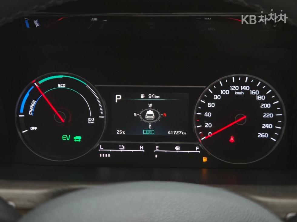 Kia Sorento — miniaturë 11