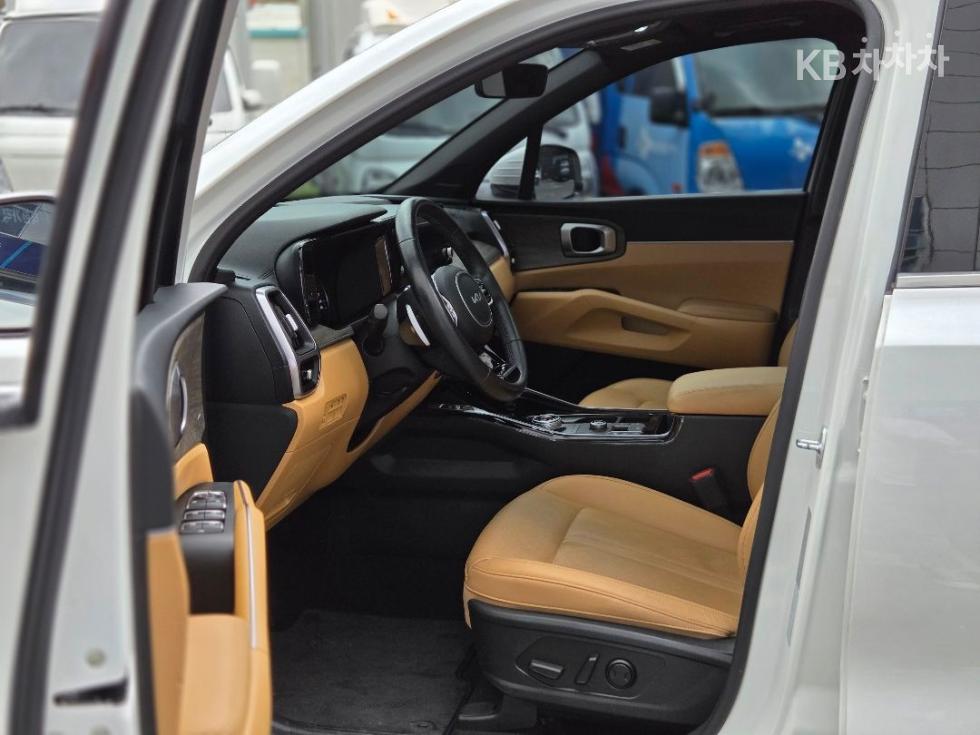 Kia Sorento — miniaturë 13
