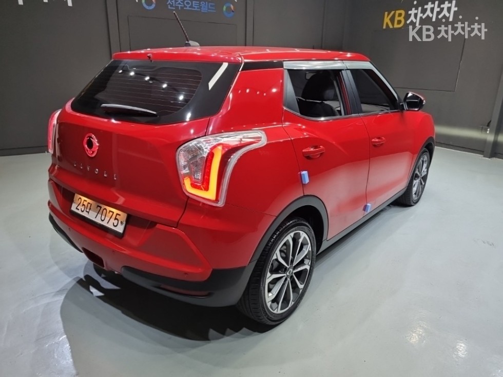 SsangYong Tivoli — miniaturë 4