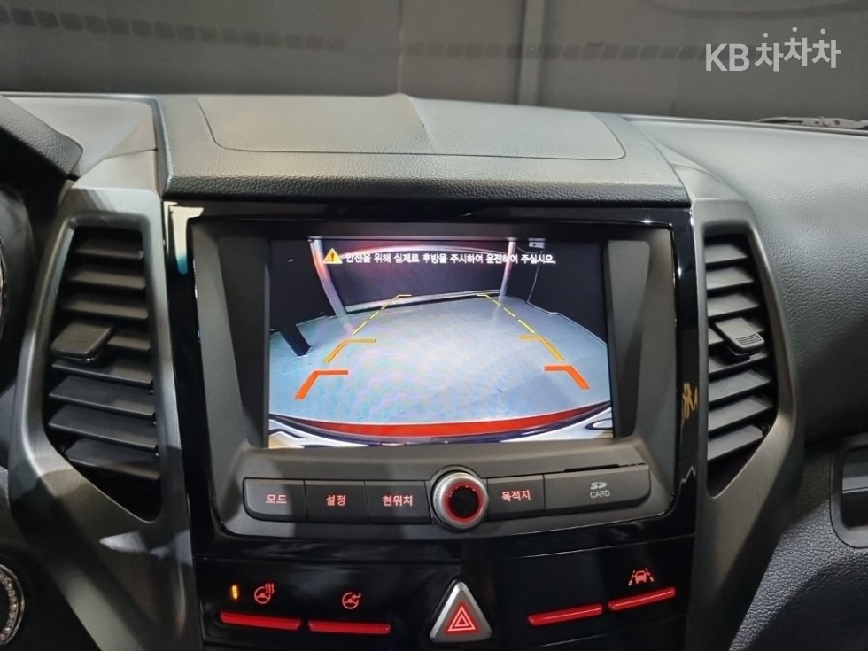 SsangYong Tivoli — miniaturë 10