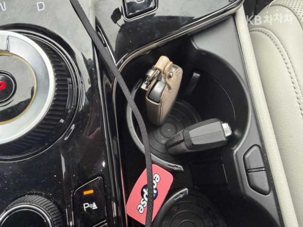 Kia Sportage — miniaturë 17