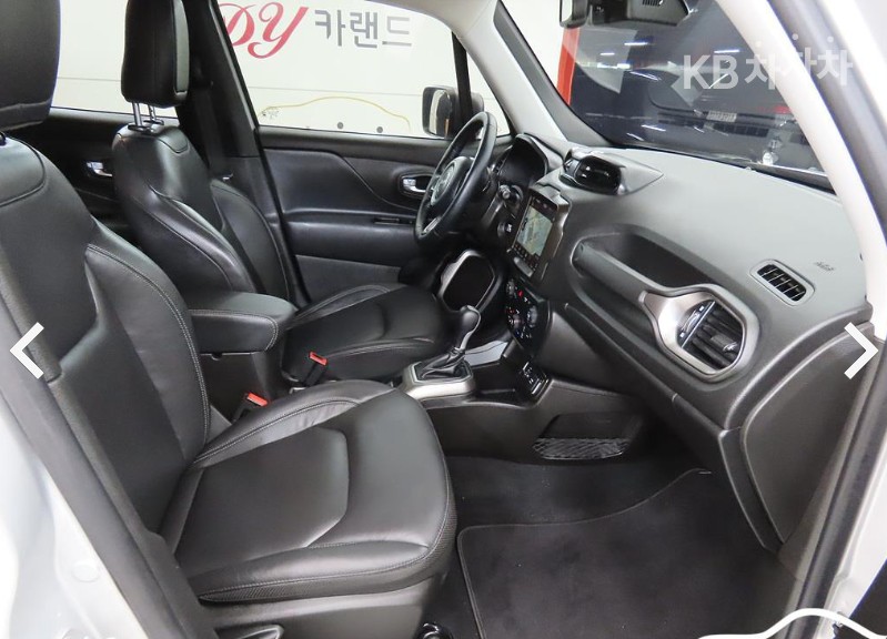 Jeep Renegade — miniaturë 6