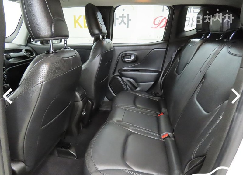Jeep Renegade — miniaturë 8