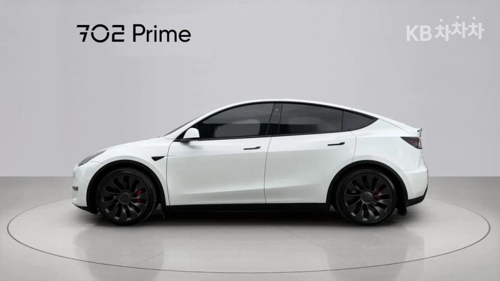 Tesla Model Y — miniaturë 5