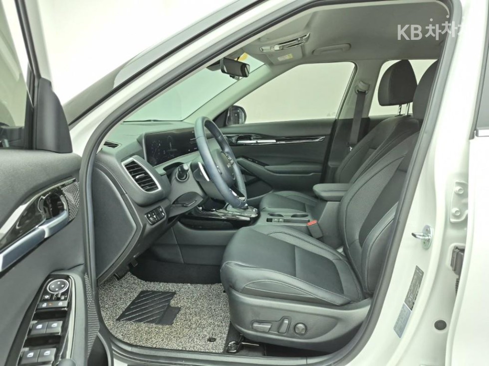 Kia Seltos — miniaturë 11