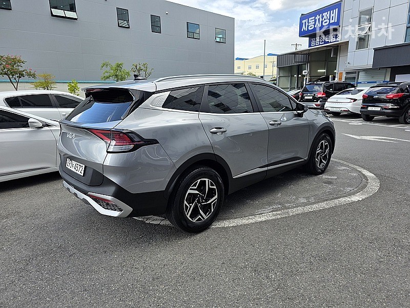 Kia Sportage — miniaturë 4