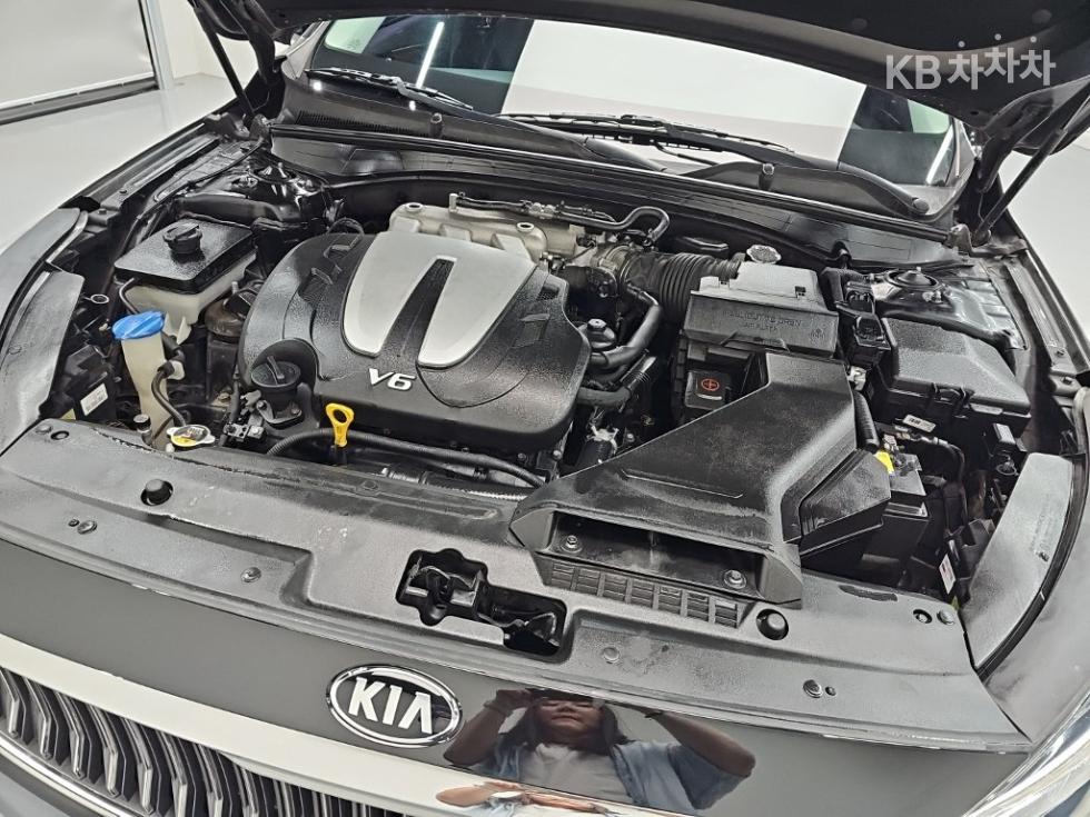 Kia K7 — miniaturë 5