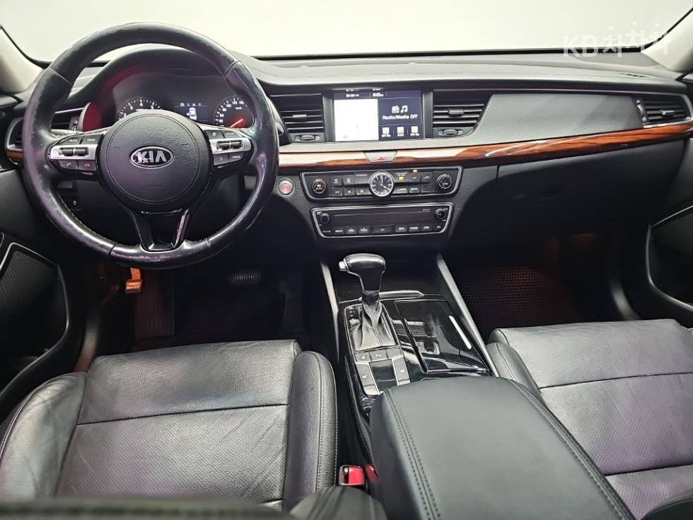 Kia K7 — miniaturë 7