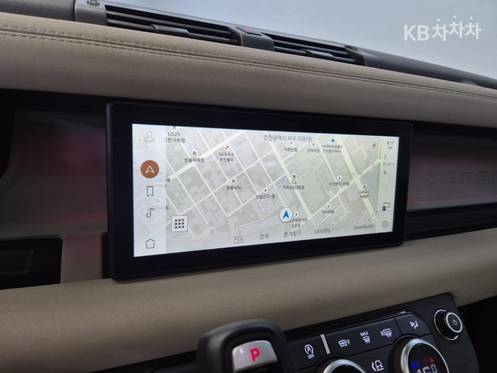 Land Rover Defender — miniaturë 14