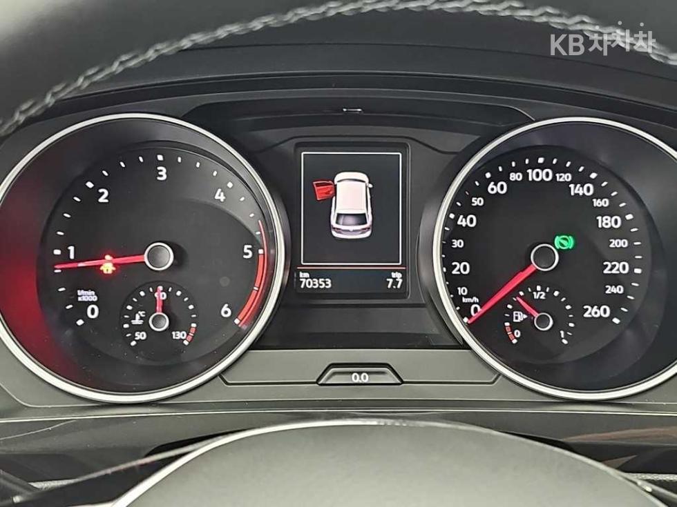 Volkswagen Tiguan — miniaturë 6