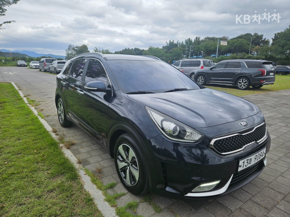 Kia Niro — miniaturë 3