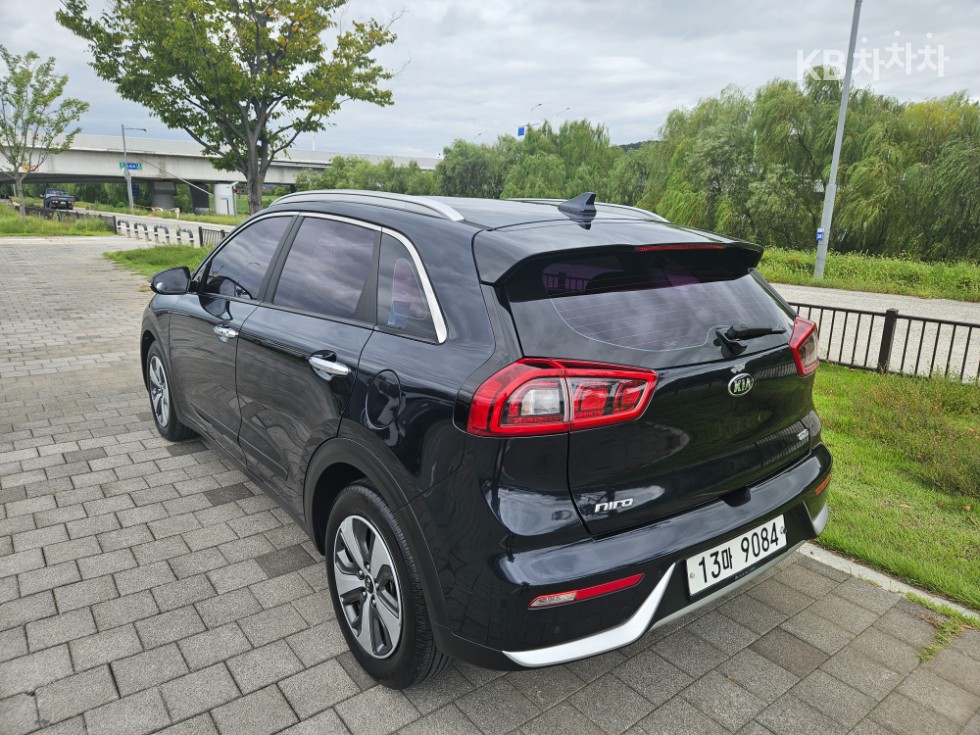 Kia Niro — miniaturë 7