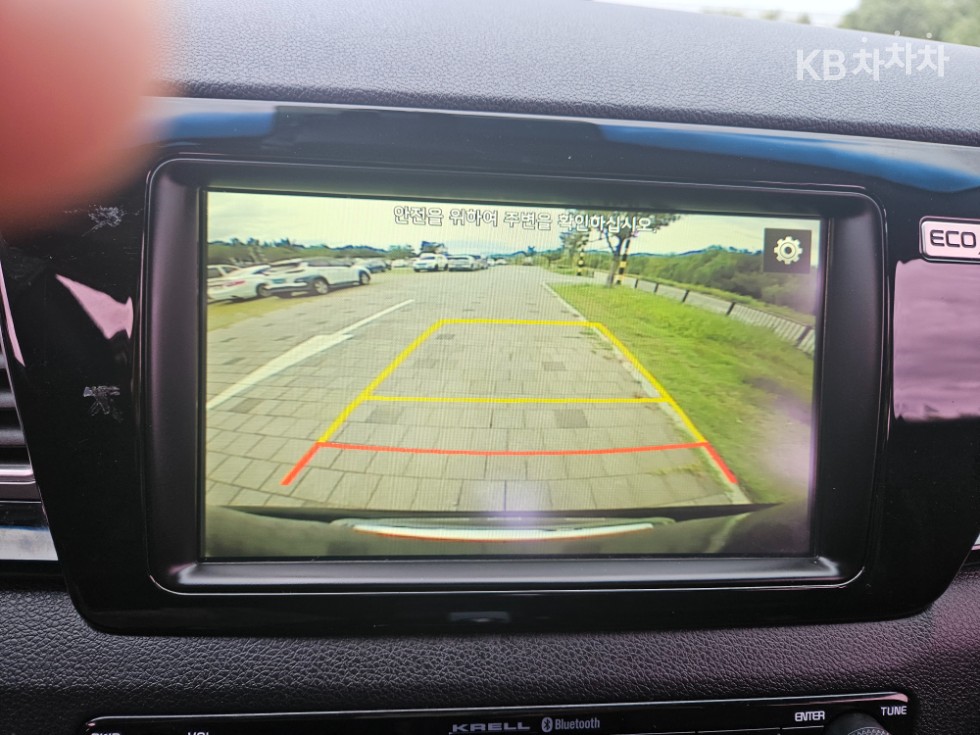 Kia Niro — miniaturë 12