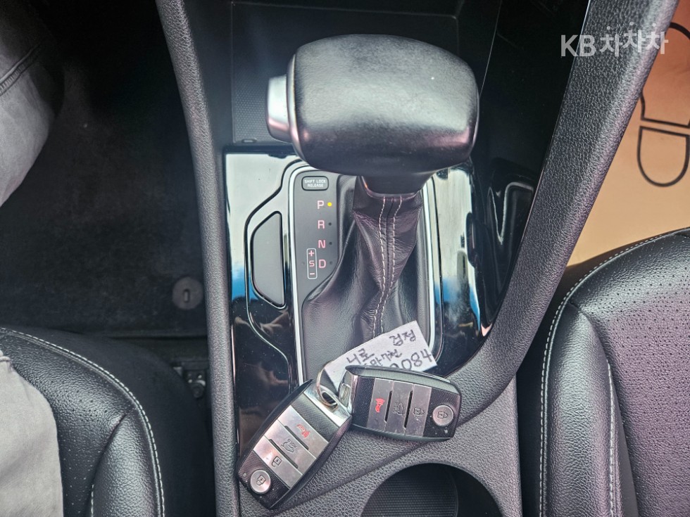 Kia Niro — miniaturë 14