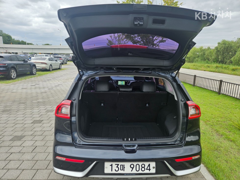 Kia Niro — miniaturë 20