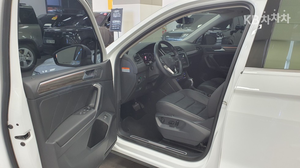 Volkswagen Tiguan — miniaturë 8