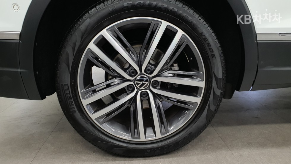 Volkswagen Tiguan — miniaturë 24