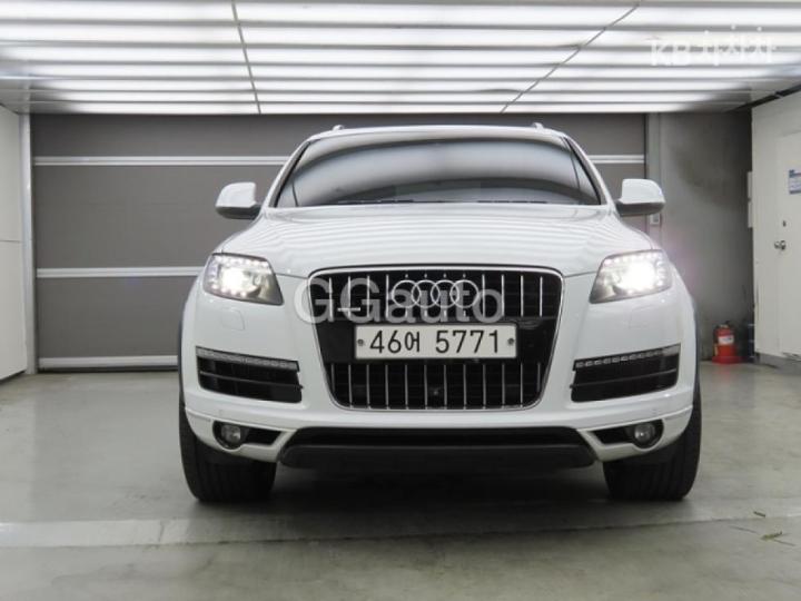 Audi Q7 — miniaturë 2