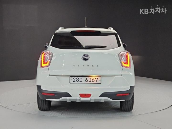 SsangYong Tivoli — miniaturë 3