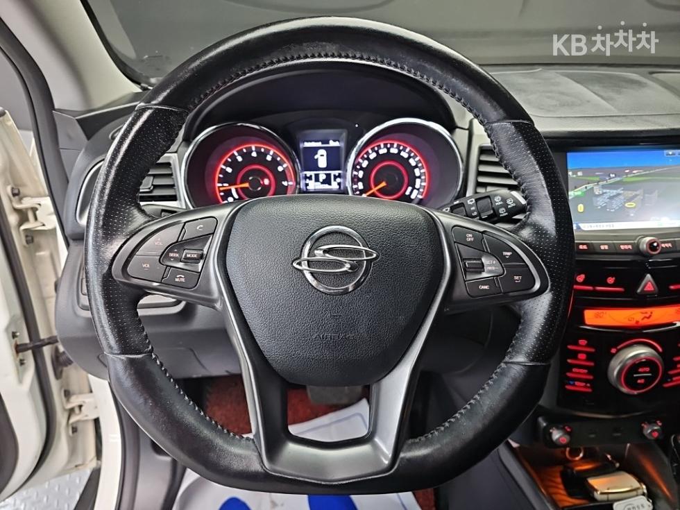 SsangYong Tivoli — miniaturë 9